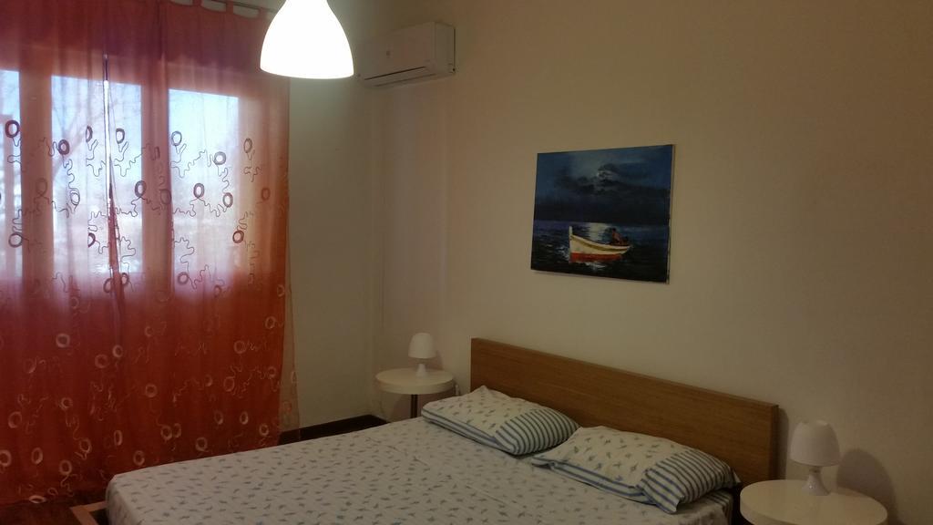 Apartment In A Villa A Mondello Exterior foto